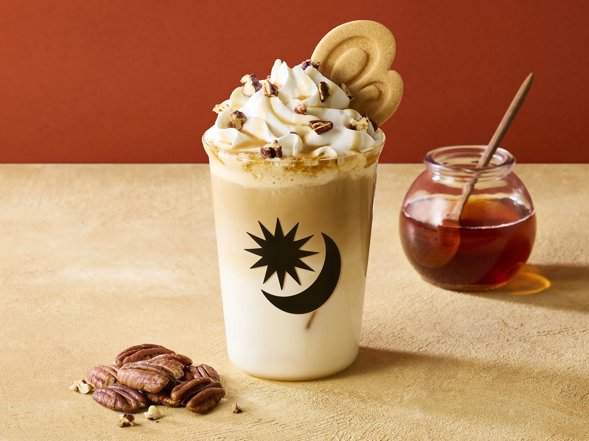 アイスメープルピーカンナッツラテ