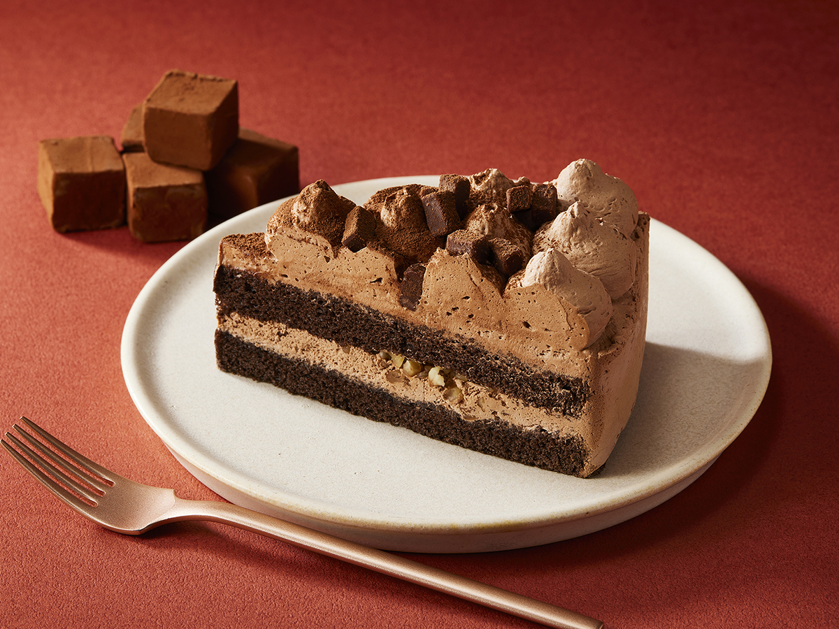 生チョコとナッツのショートケーキ